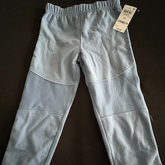 FIRST IMPRESSIONS UNISEX 2-PC SET - Picture 7 of 9